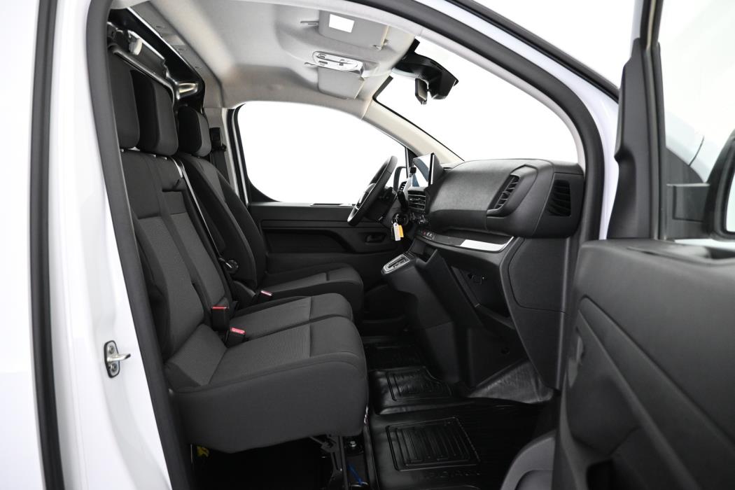 TOYOTA Proace EV 2025