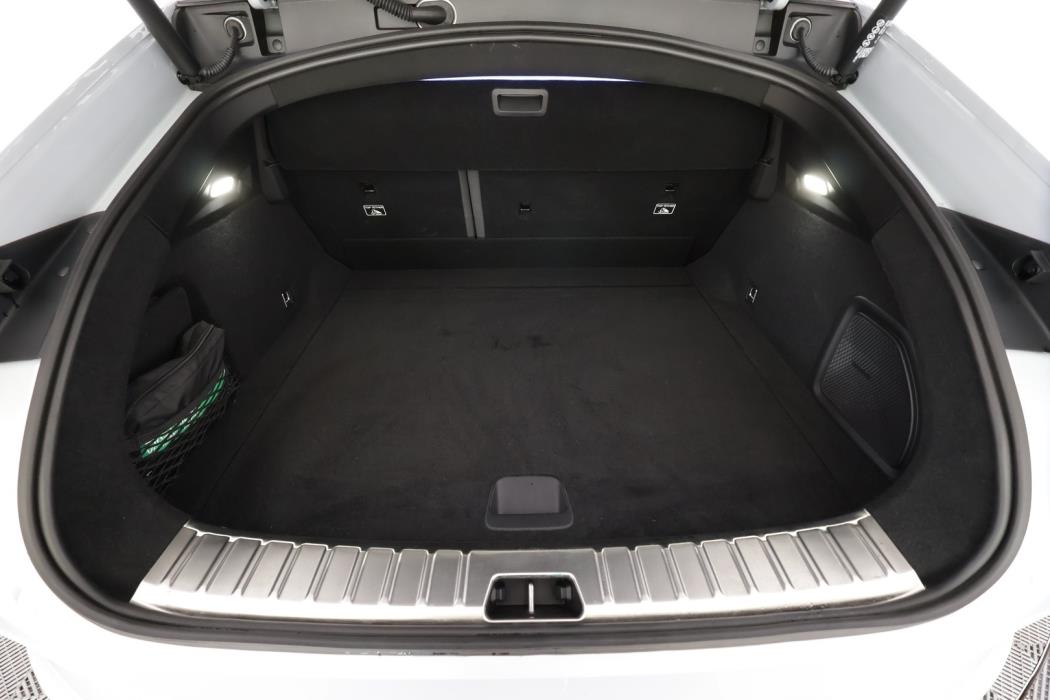 POLESTAR 4 2025
