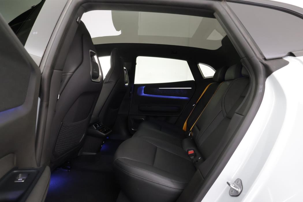 POLESTAR 4 2025