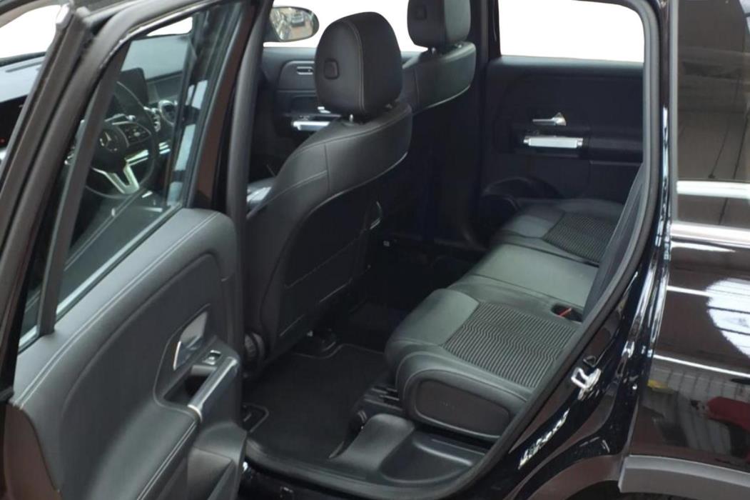 MERCEDES-BENZ EQB 2023