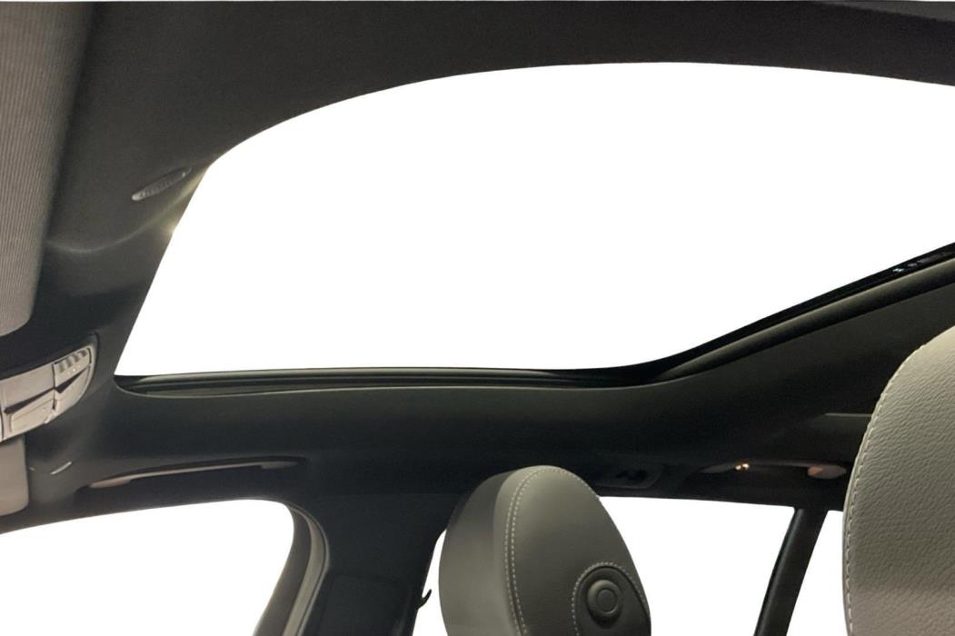 MERCEDES-BENZ E 2023