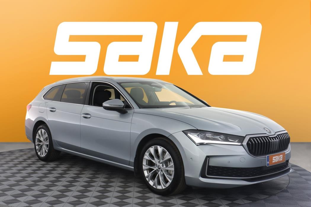 SKODA Superb 2025