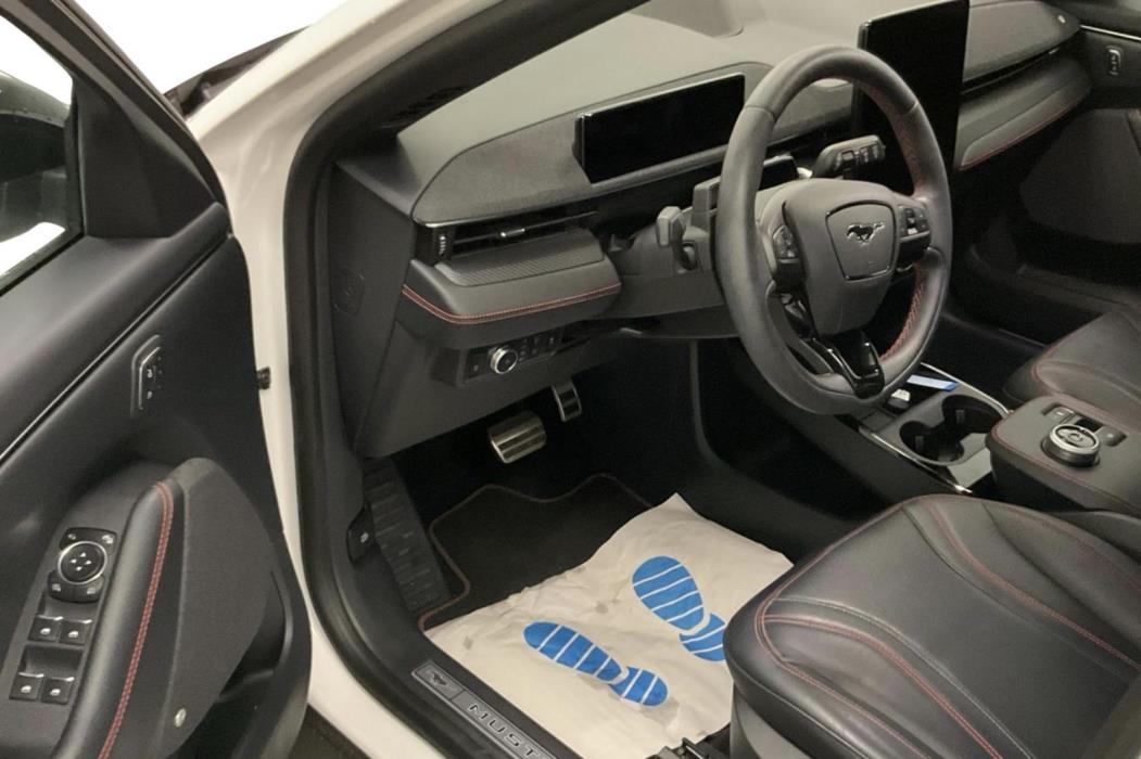 FORD Mustang Mach-E 2022