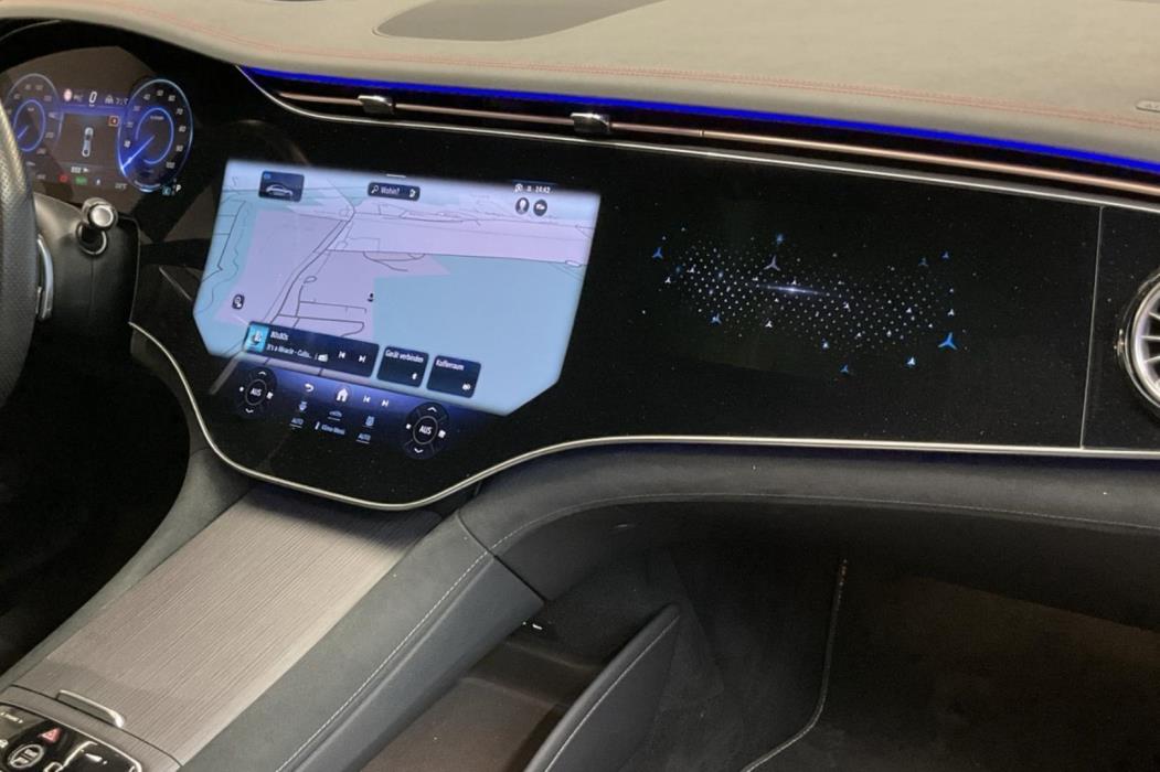 MERCEDES-BENZ EQE 2023