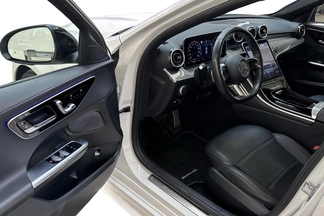 MERCEDES-BENZ C 2023