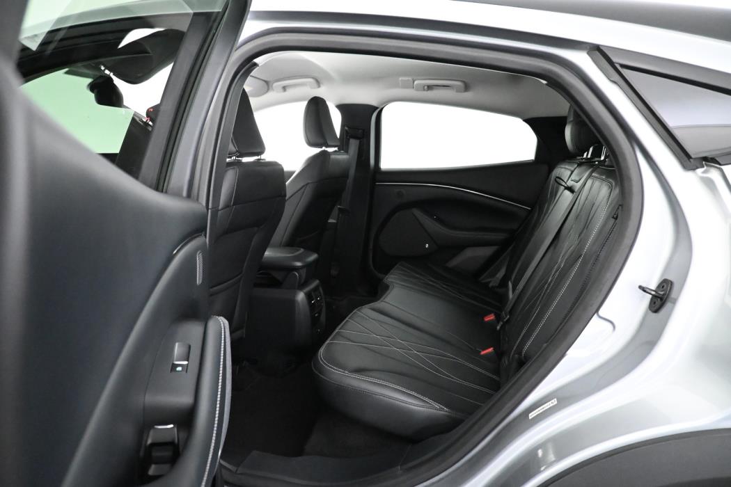 FORD Mustang Mach-E 2021