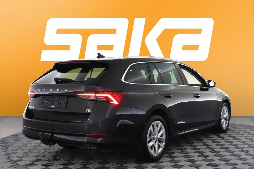 SKODA Octavia 2023