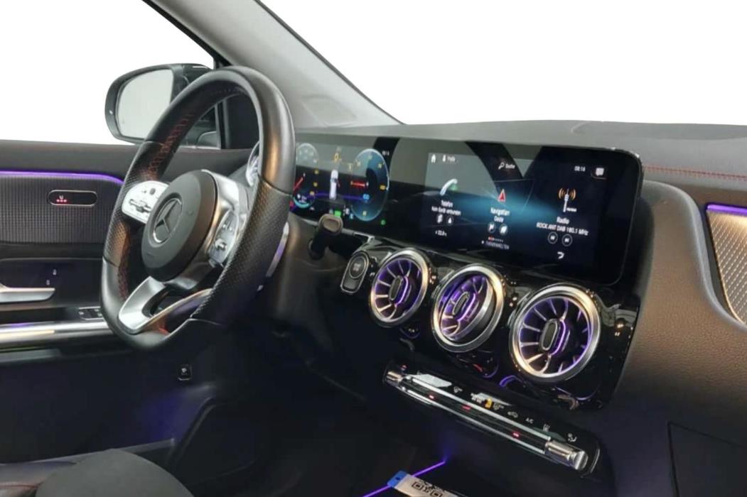 MERCEDES-BENZ EQA 2022