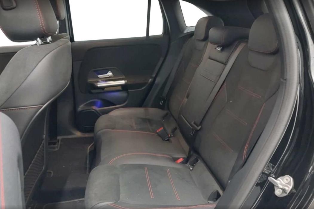 MERCEDES-BENZ EQA 2022