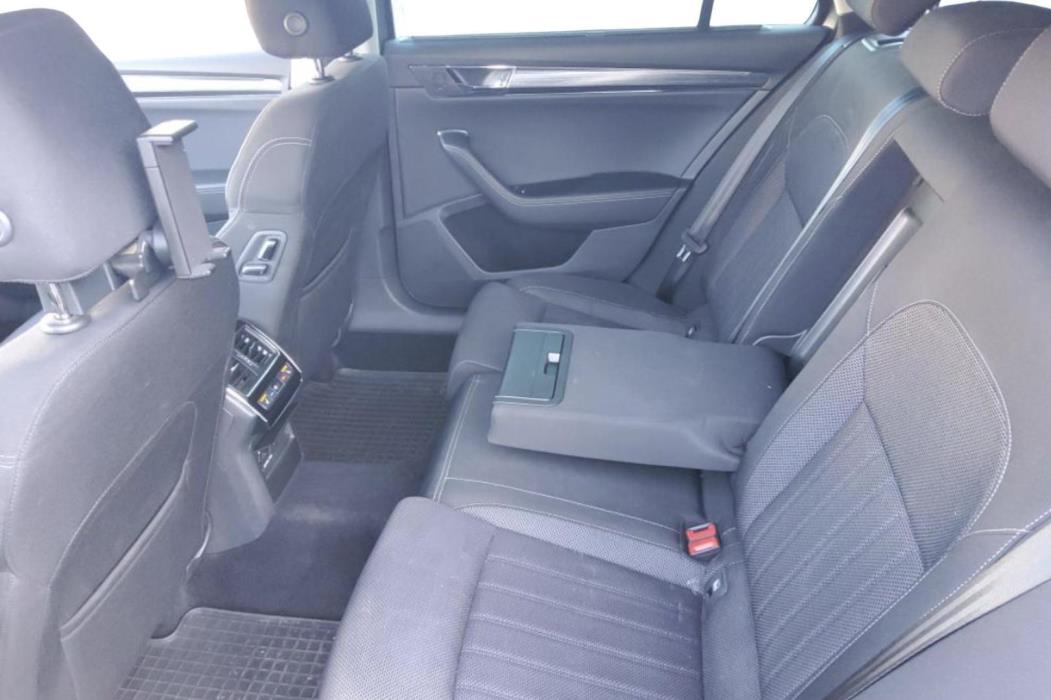 SKODA Superb 2023