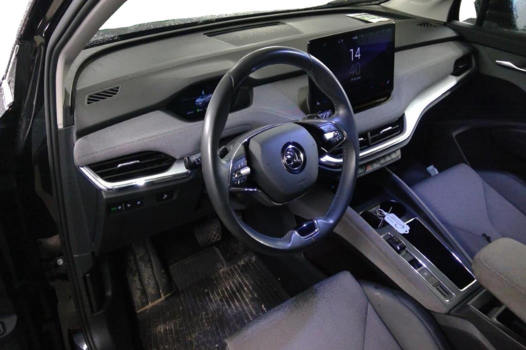 SKODA Enyaq 2023