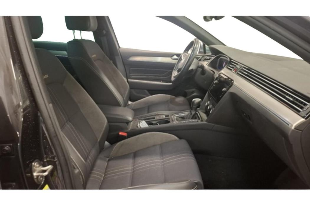 VOLKSWAGEN Passat 2020