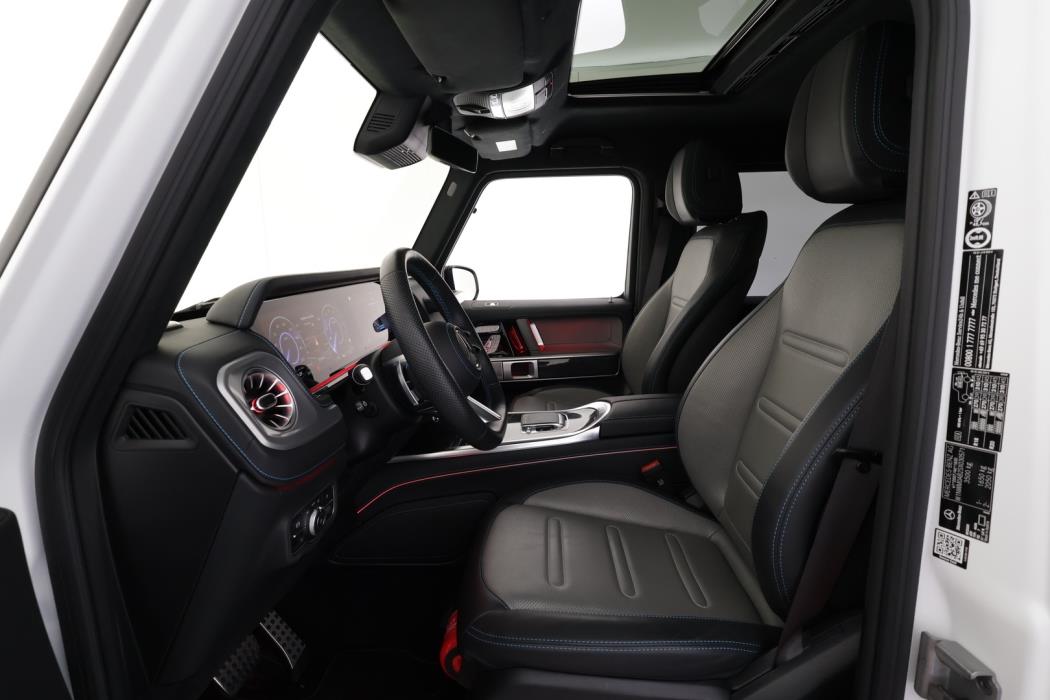 MERCEDES-BENZ G 2025