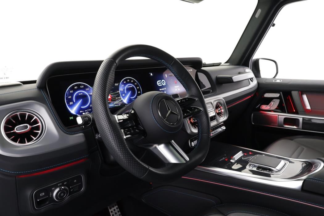 MERCEDES-BENZ G 2025