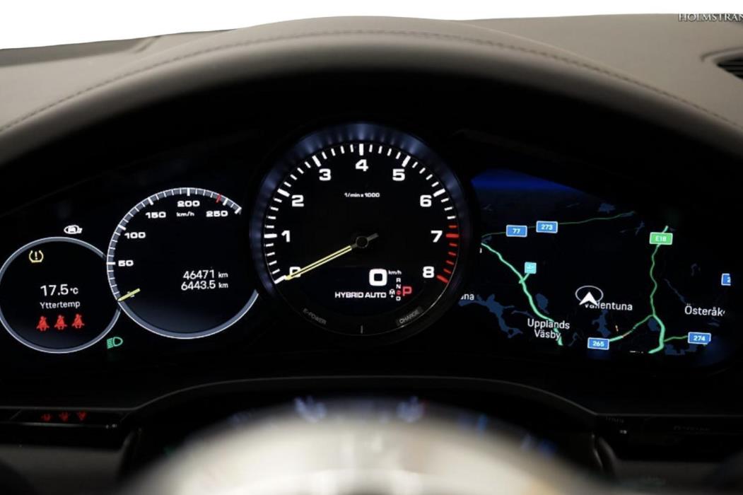 PORSCHE Cayenne 2023