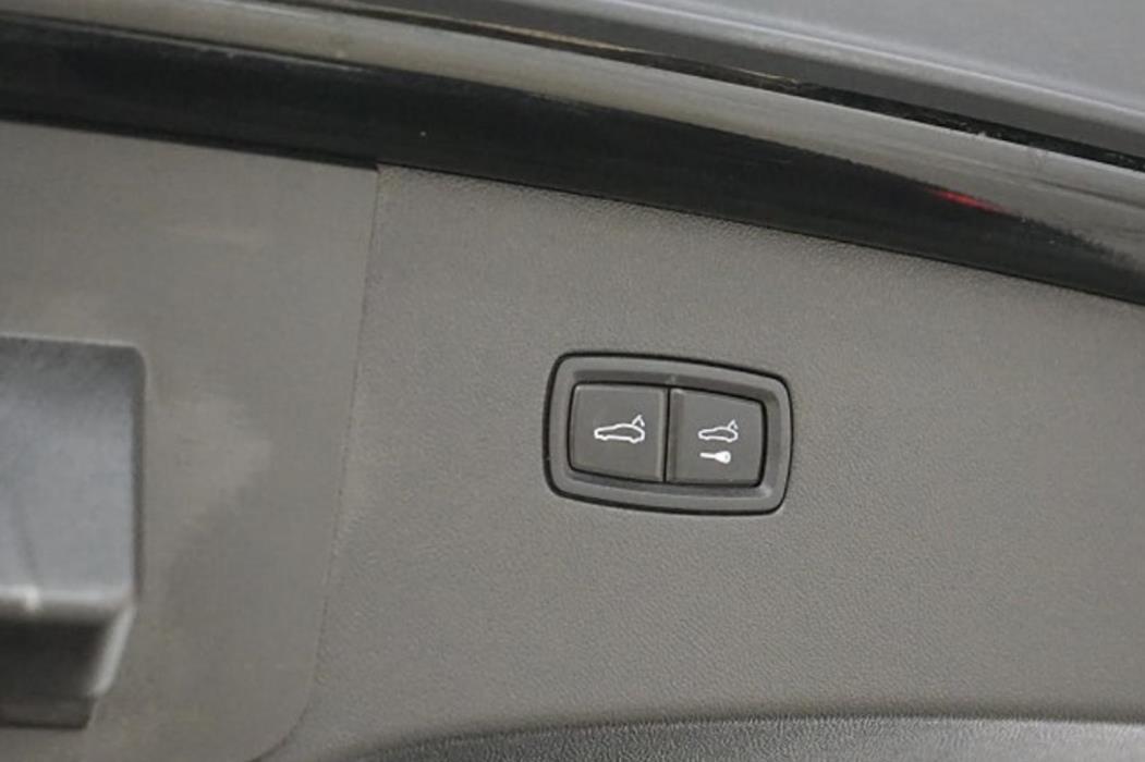 PORSCHE Cayenne 2023