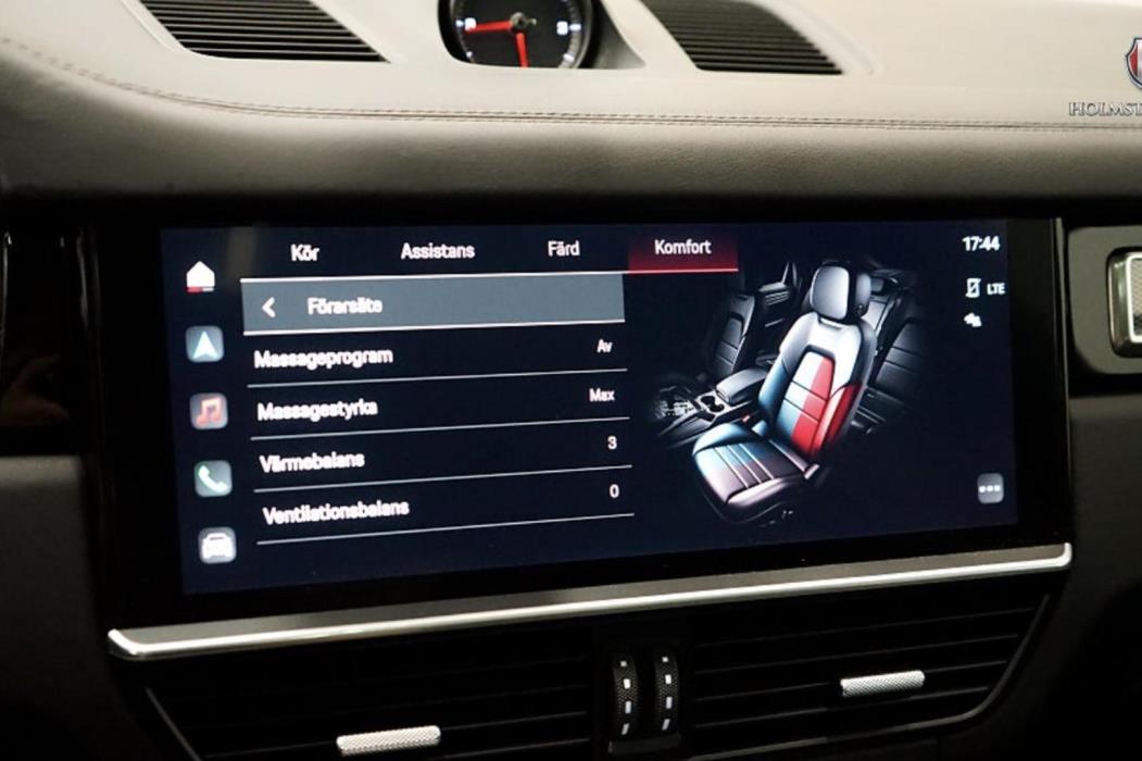 PORSCHE Cayenne 2023