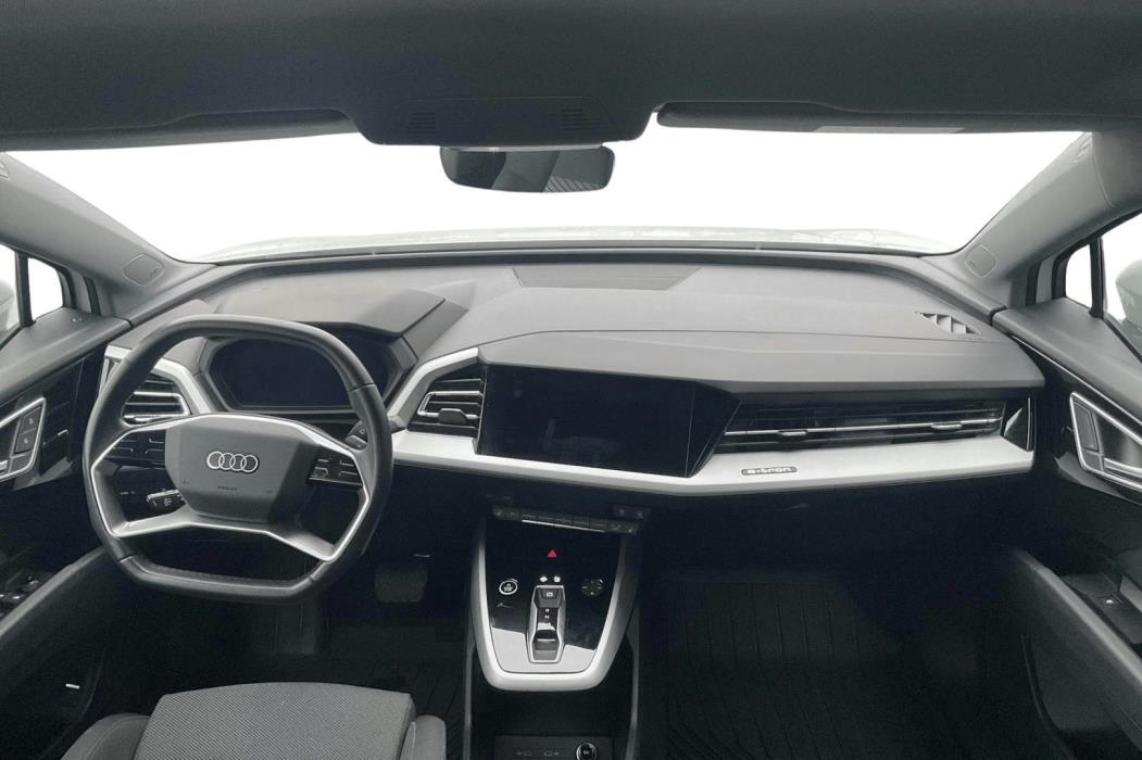 AUDI Q4 e-tron 2023