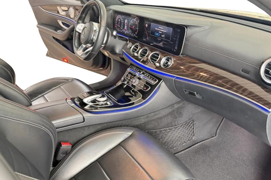 MERCEDES-BENZ E 2019