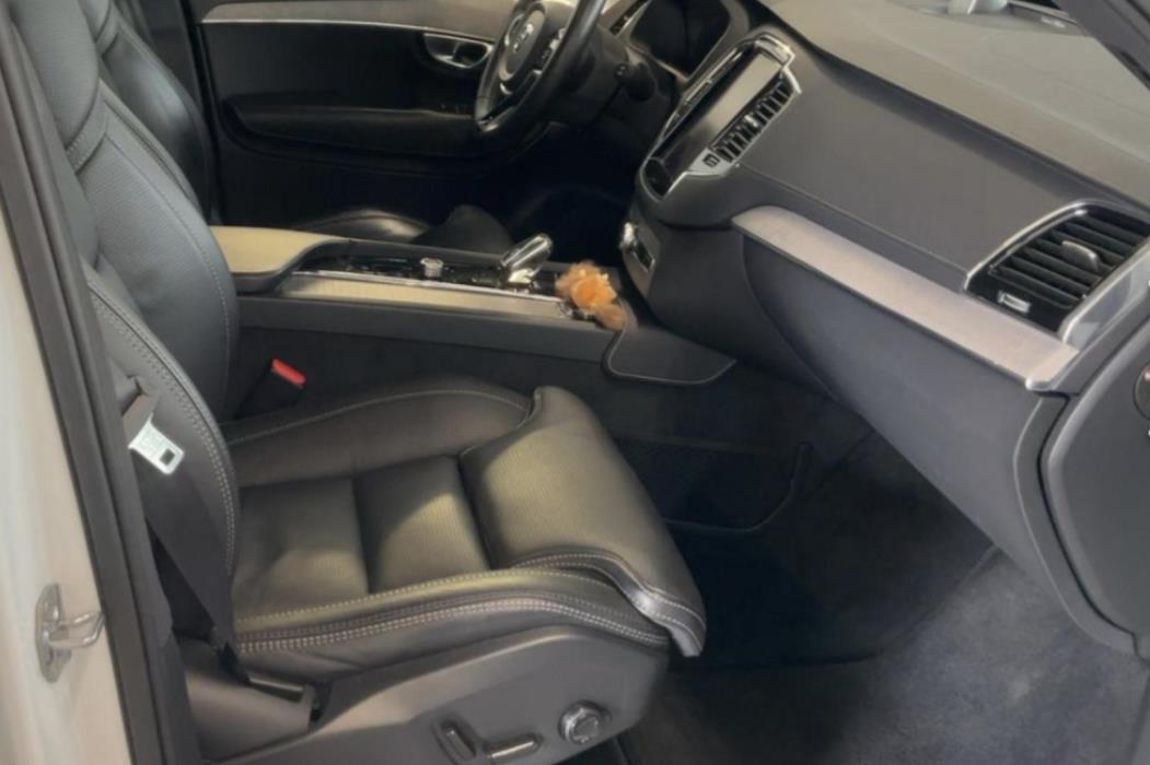 VOLVO XC90 2019