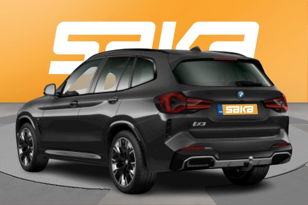 BMW iX3 2023