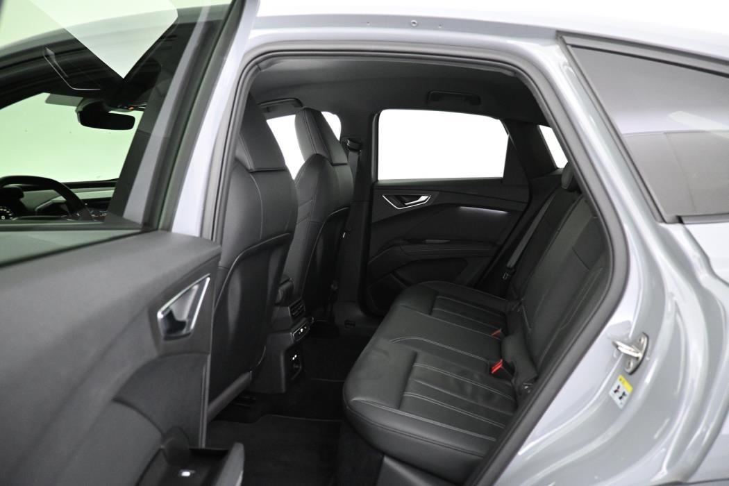 AUDI Q4 e-tron 2023