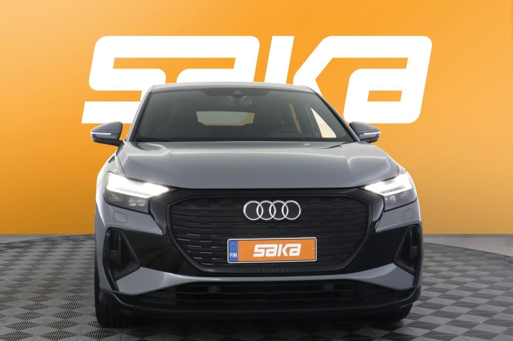 AUDI Q4 e-tron 2023