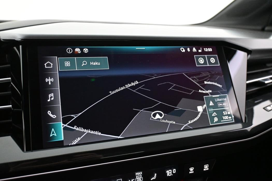 AUDI Q4 e-tron 2023