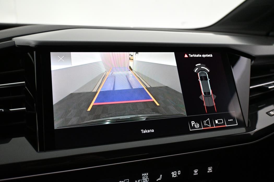 AUDI Q4 e-tron 2023