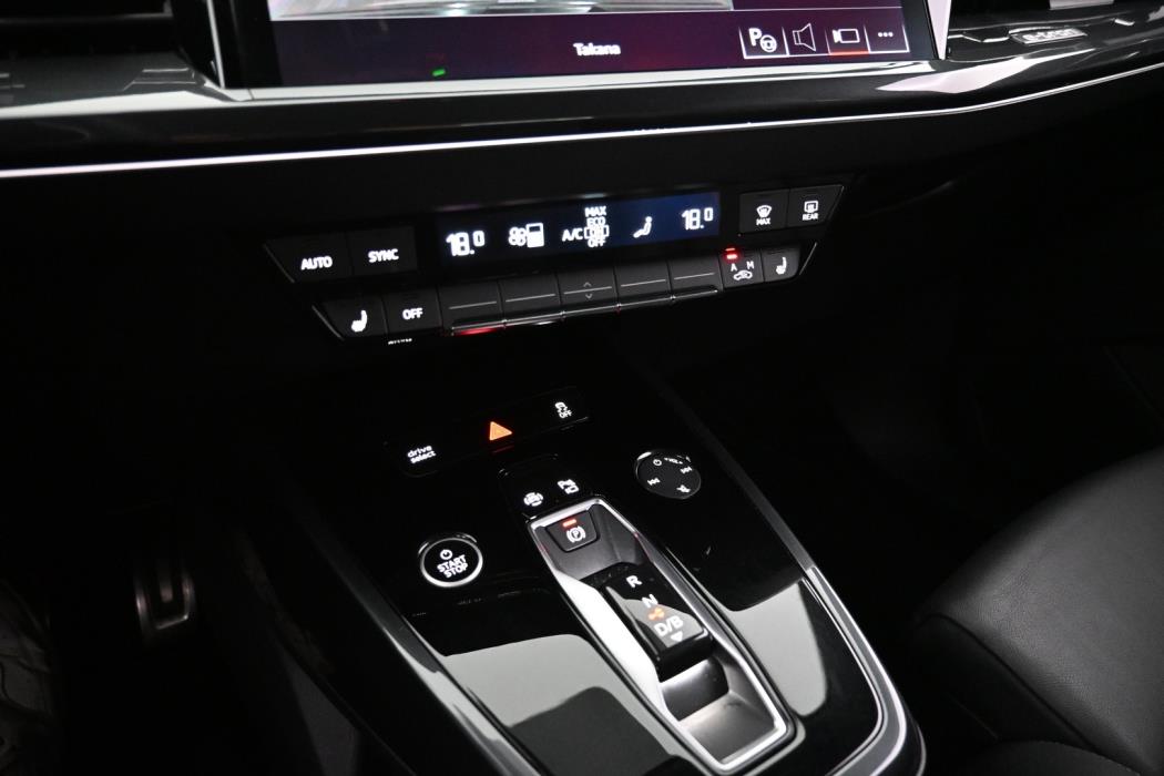 AUDI Q4 e-tron 2023