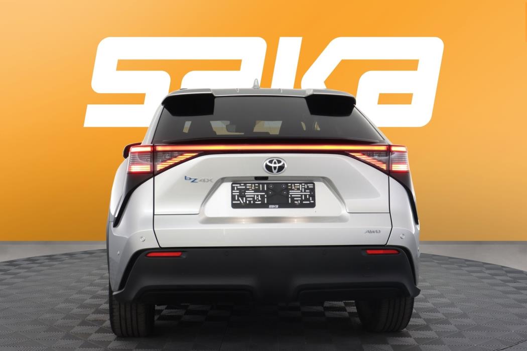 TOYOTA bZ4X 2024