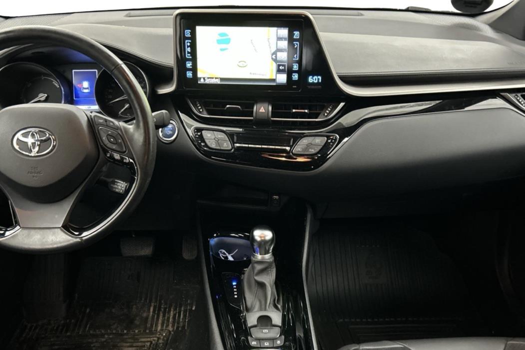 TOYOTA C-HR 2019