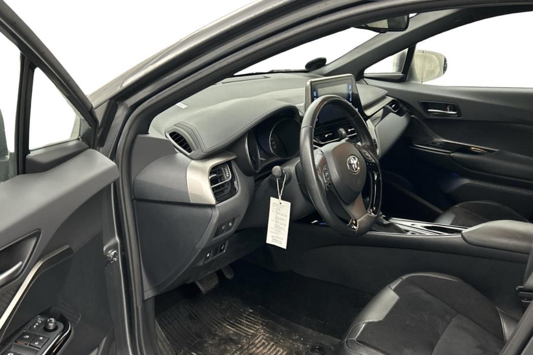 TOYOTA C-HR 2019