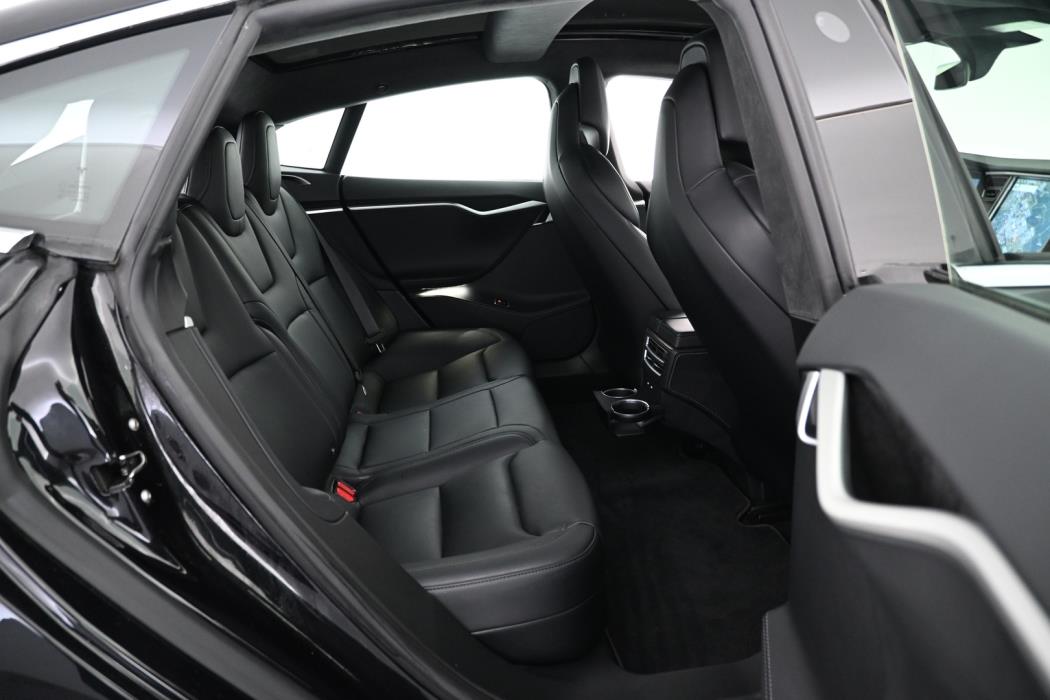 TESLA Model S 2018