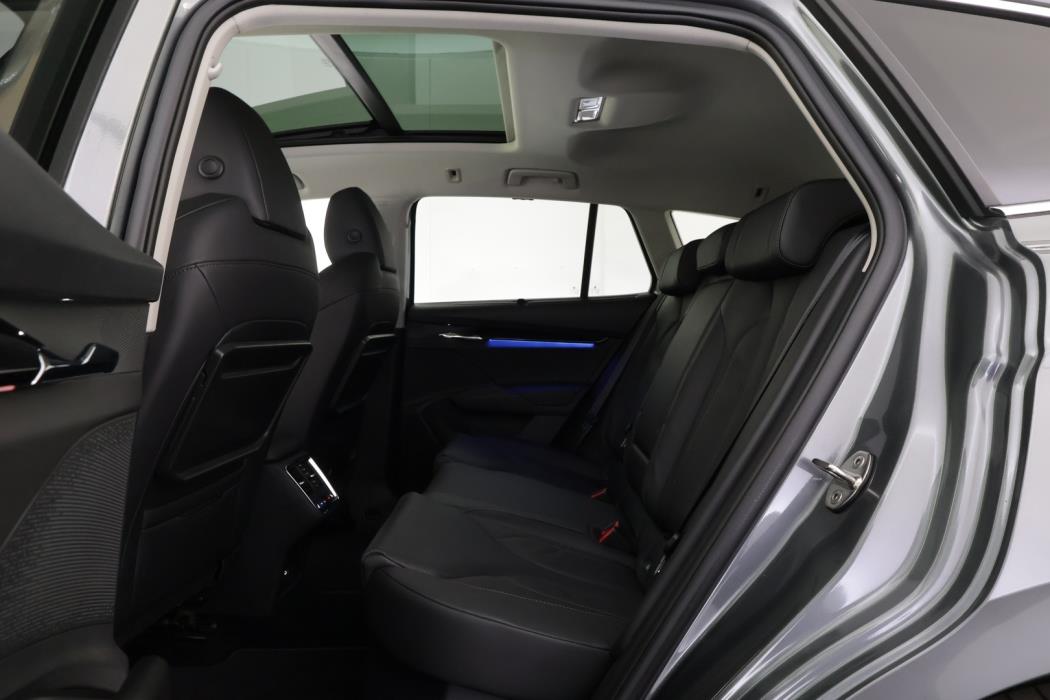 SKODA Enyaq 2022