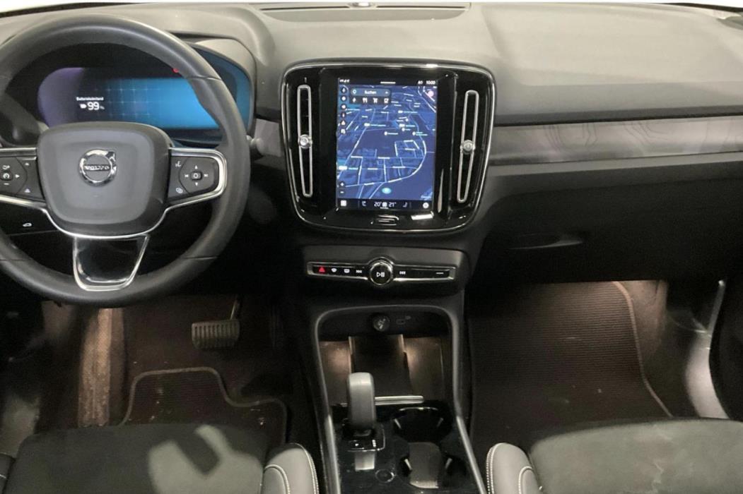 VOLVO C40 2023