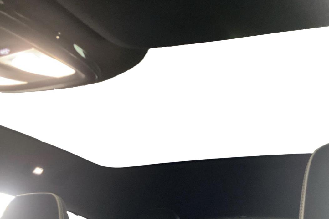 VOLVO C40 2023