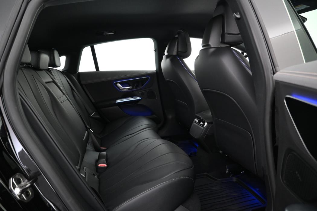 MERCEDES-BENZ EQE 2023