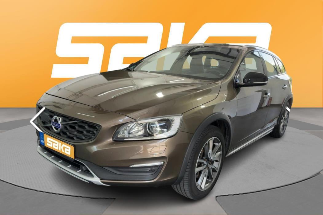 VOLVO V60 Cross Country 2017
