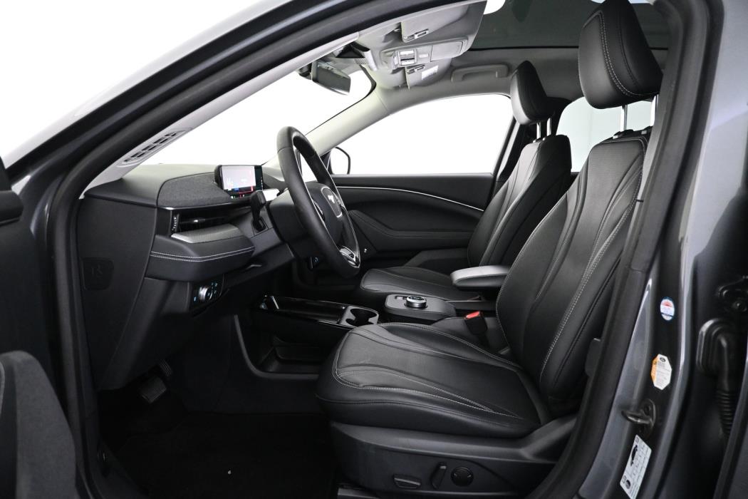 FORD Mustang Mach-E 2021