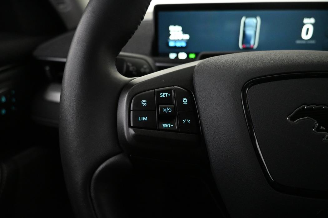 FORD Mustang Mach-E 2021