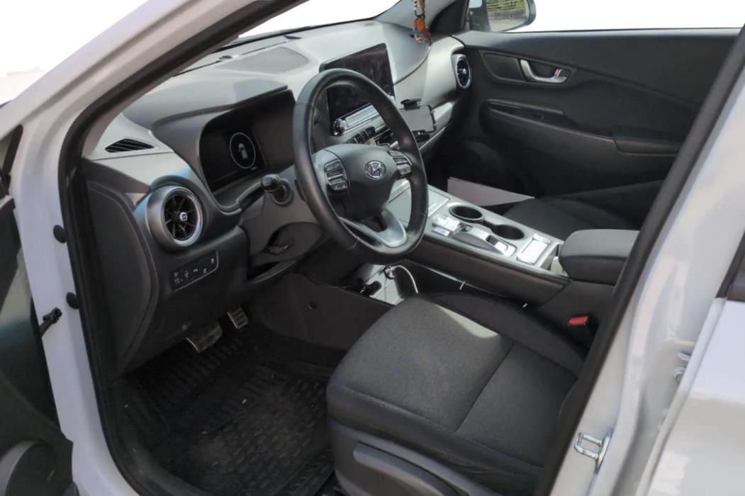 HYUNDAI KONA 2021