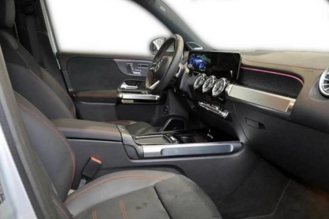 MERCEDES-BENZ EQB 2026
