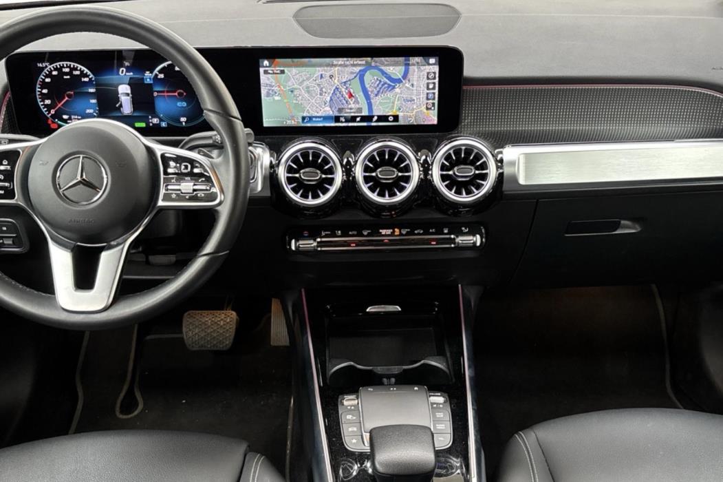 MERCEDES-BENZ EQB 2023