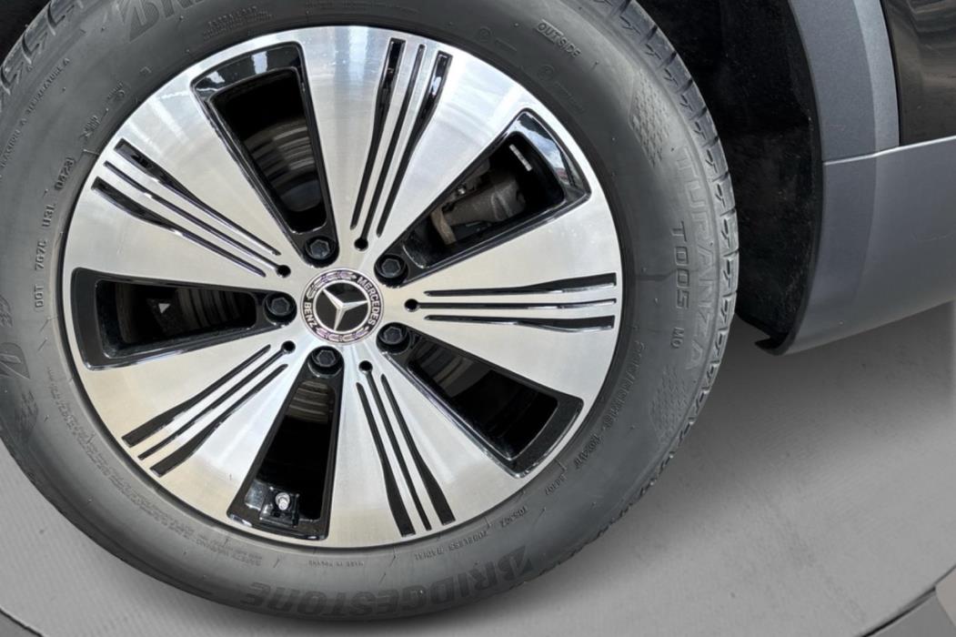 MERCEDES-BENZ EQB 2023