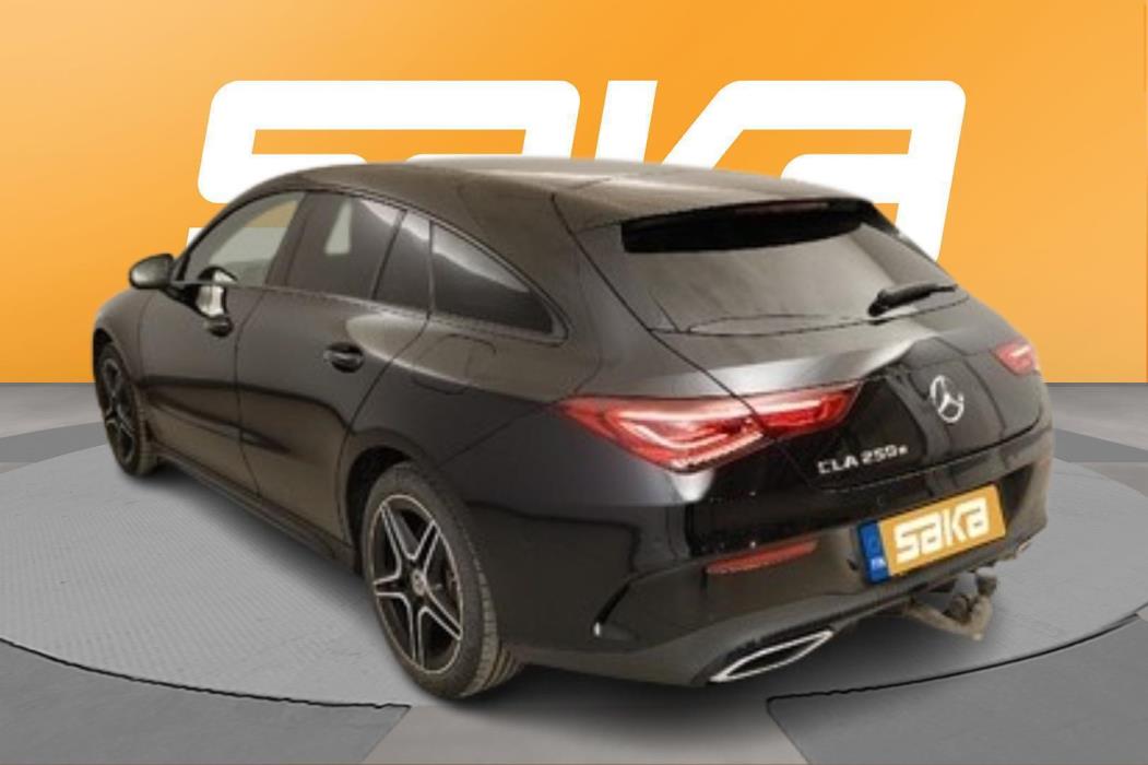 MERCEDES-BENZ CLA 2023