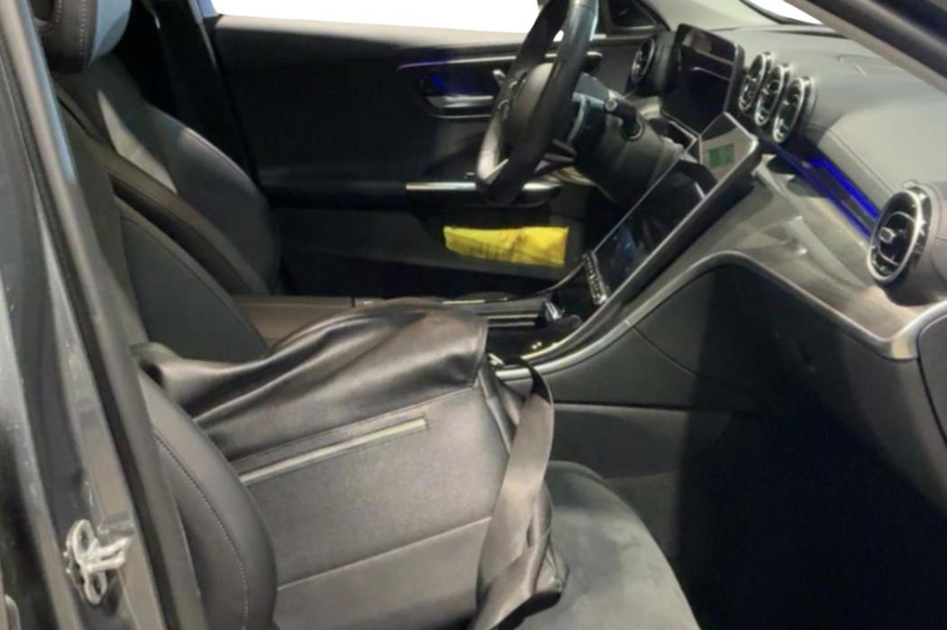 MERCEDES-BENZ C 2024