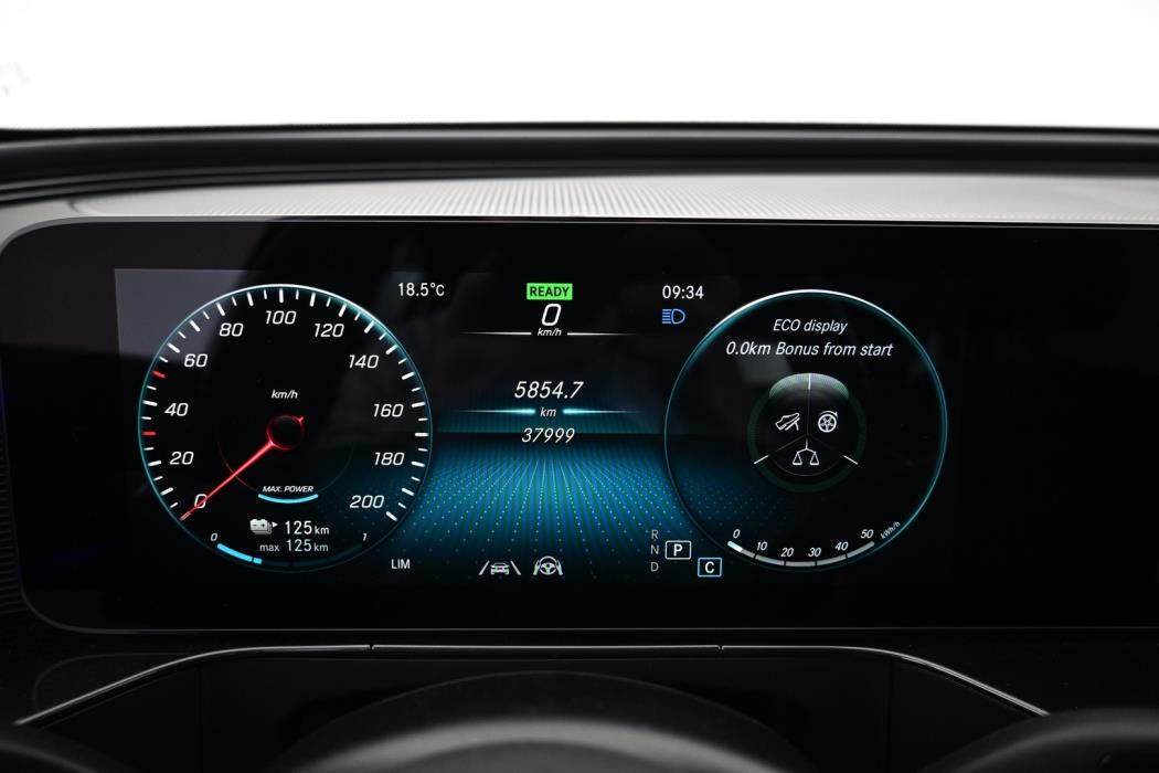 MERCEDES-BENZ EQC 2022