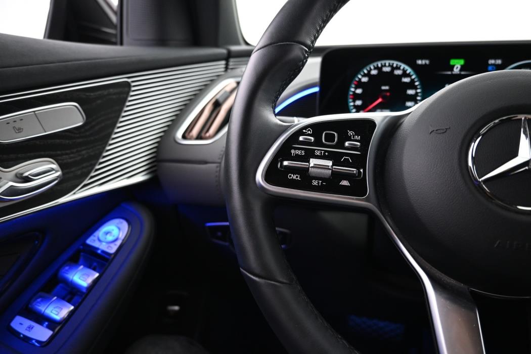 MERCEDES-BENZ EQC 2022