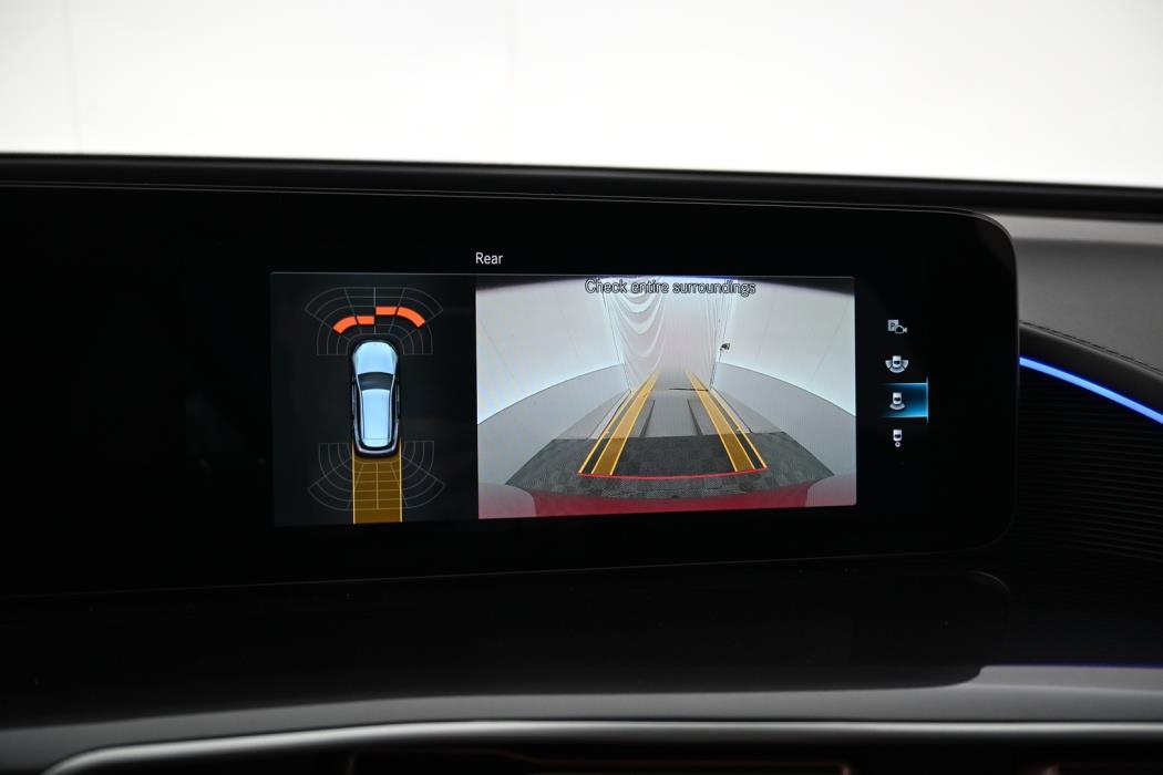 MERCEDES-BENZ EQC 2022